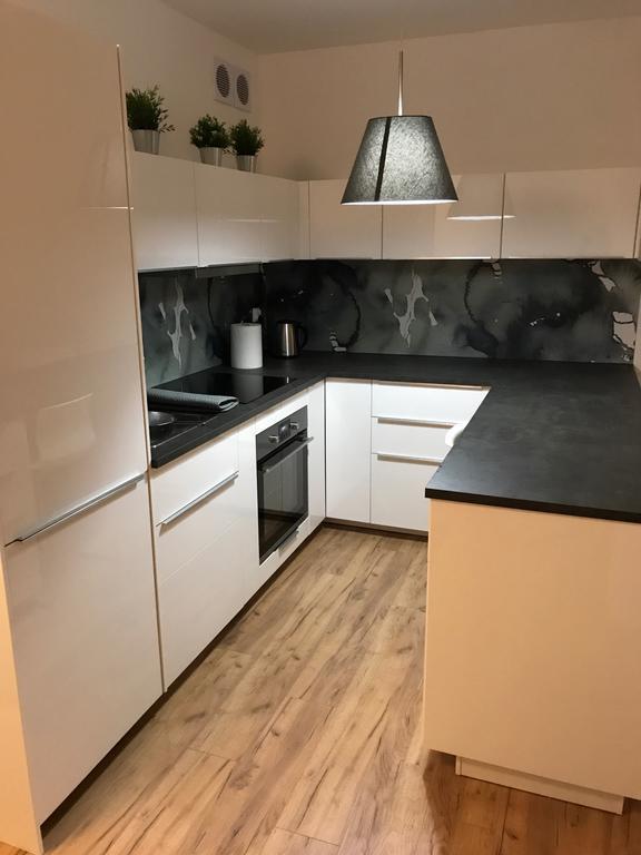 Omi Apartments كولوبرزيغ المظهر الخارجي الصورة
