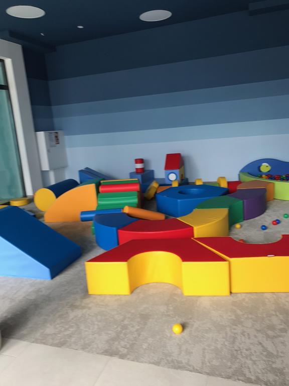 Omi Apartments كولوبرزيغ المظهر الخارجي الصورة